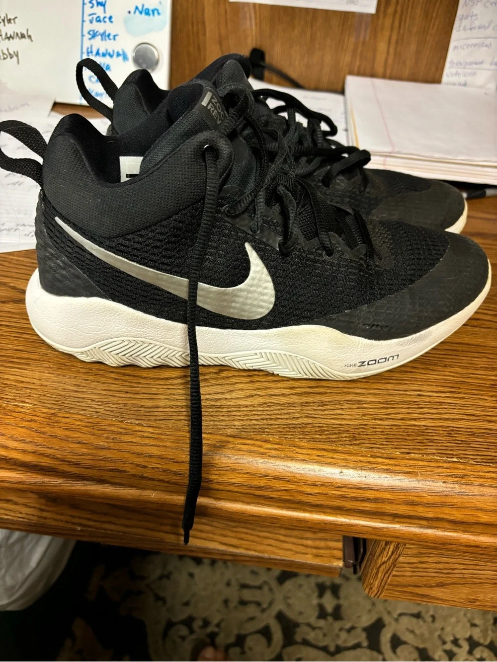 Nike Men's Black and White Training Sneakers